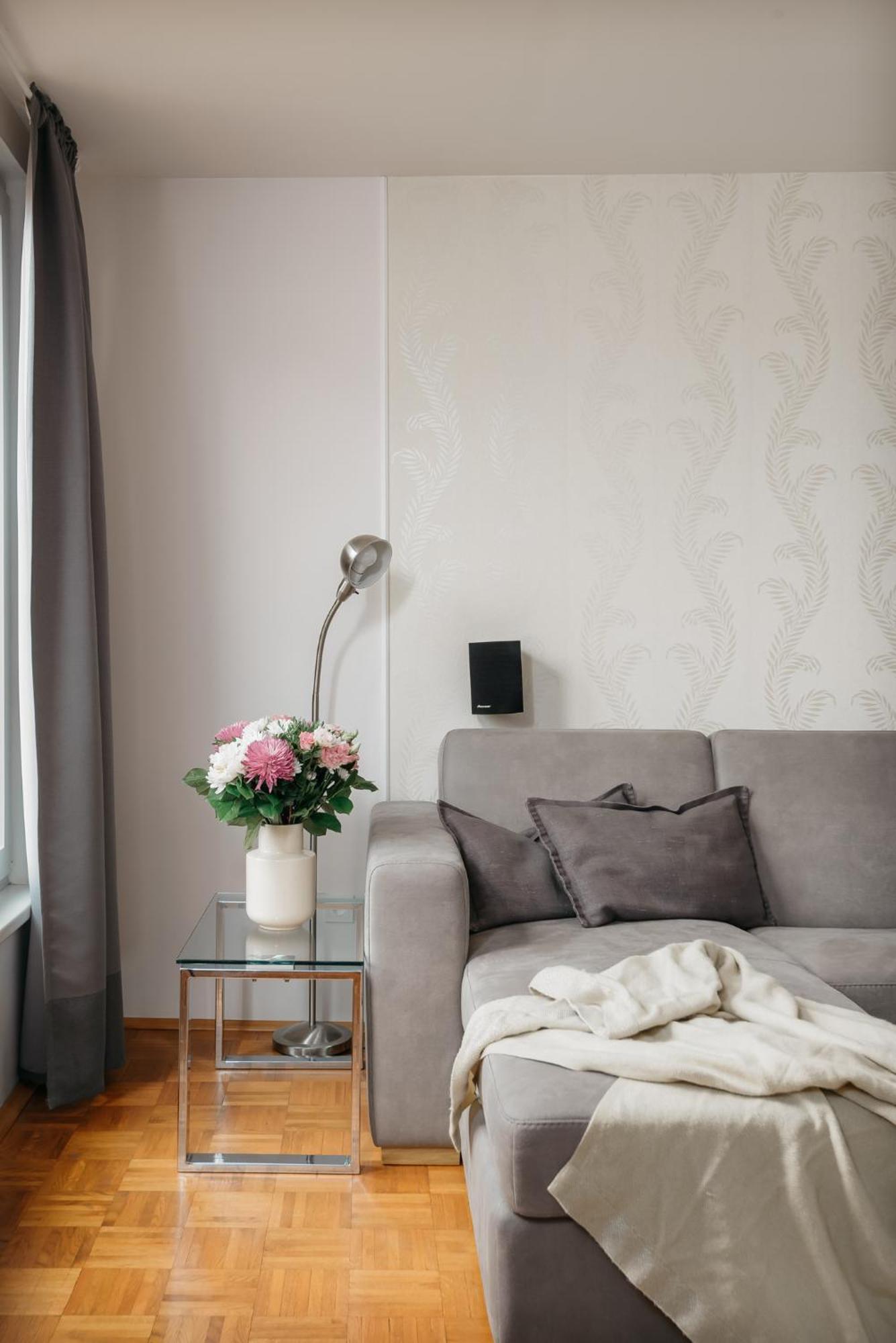 Roy 2 Bdr Apartment With Prague Castle View, Parking & Ac Exterior photo